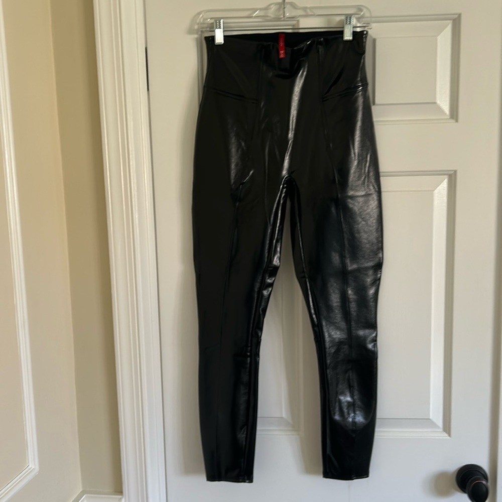Spanx Faux Patent Leather Leggings Black Size Medium